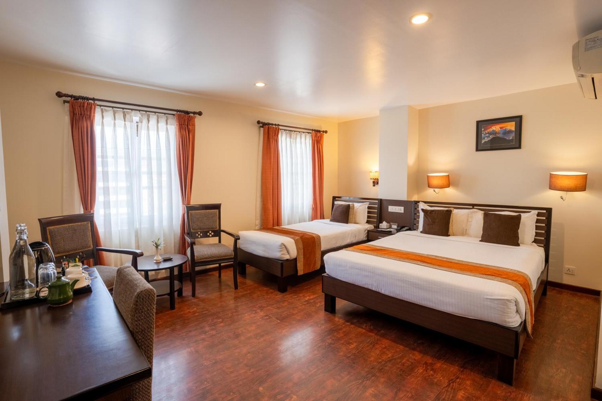 The Luxe Inn Boutique Hotel Катманду Экстерьер фото
